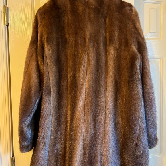 Mink coat - Picture 2 of 3